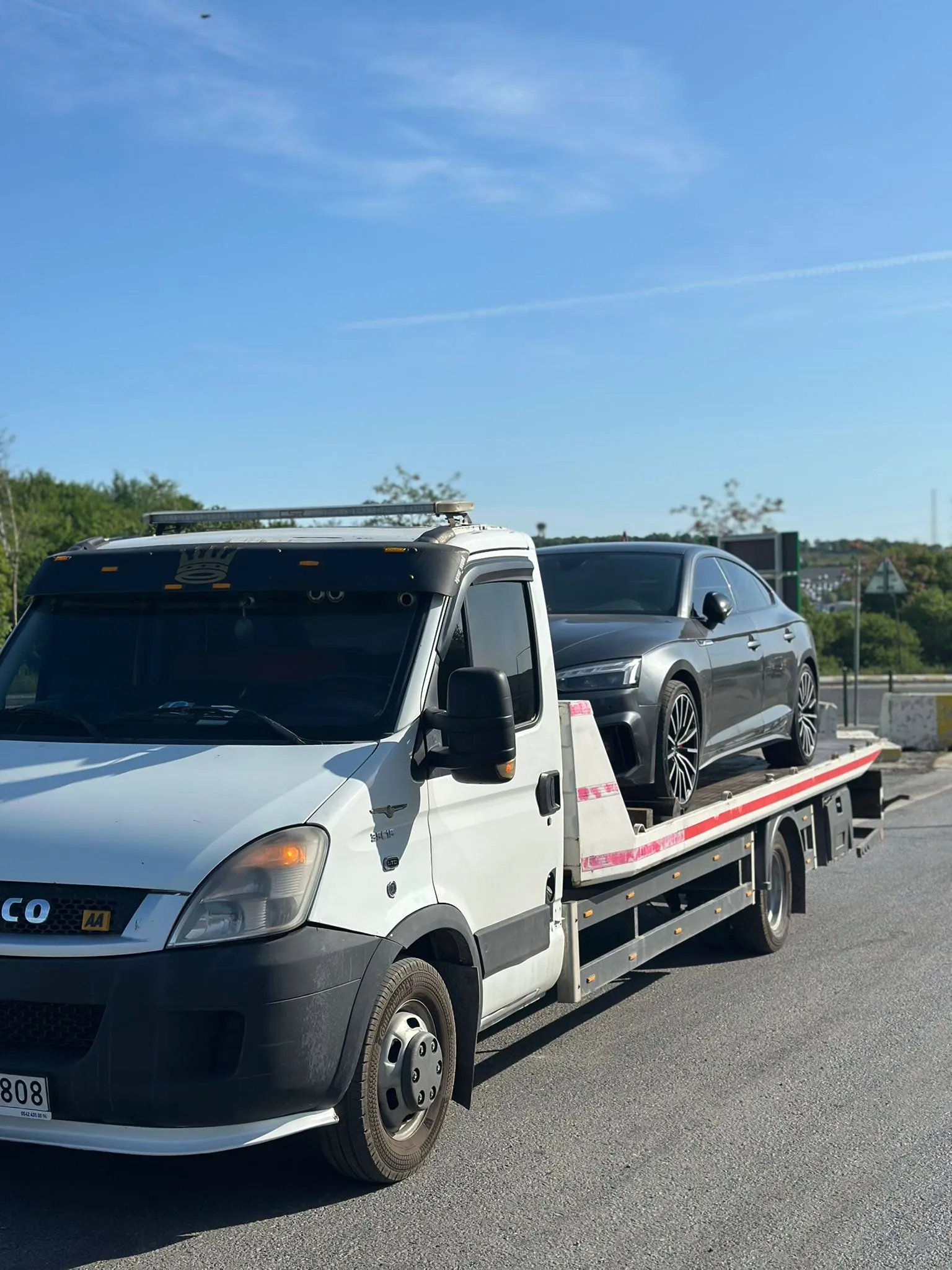 Modern Oto Çekici Araçları - Arnavutköy Çekici Hizmeti