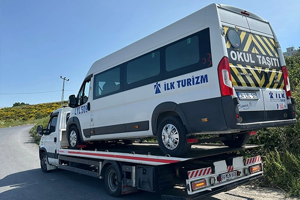 Arnavutköy Minibüs ve Ticari Araç Taşıma Hizmeti - AKYILDIZ OTO KURTARICI